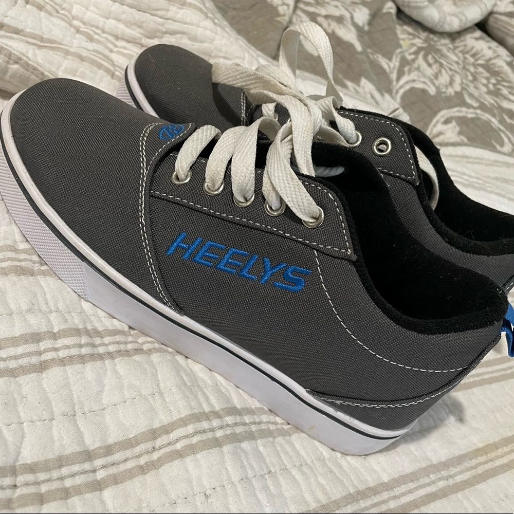 Heelys size 4 never worn
